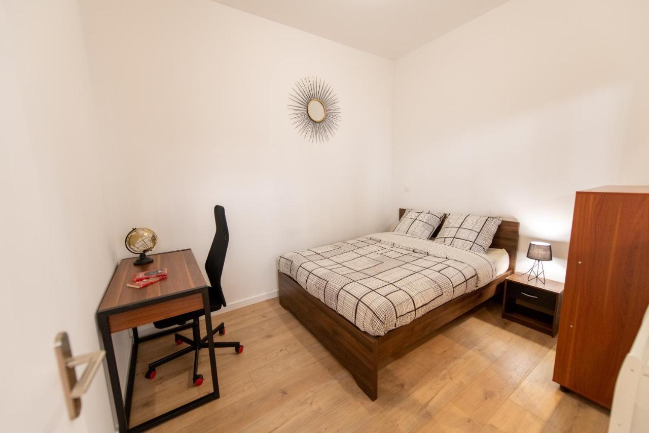 Kasa Loft Centre 2 - Wifi Et Tv - Confortable Et Stationnement Gratuit A Proximite سانت إتيان المظهر الخارجي الصورة